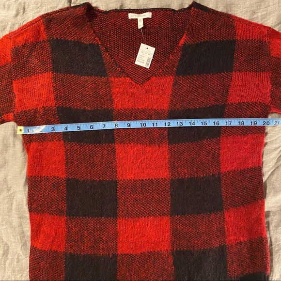 Ladies size medium sweater - Picture 3 of 4